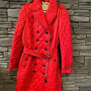 Burberry Cnallasipan Red Mid length Quilt Belted Jacket Large  3895626/65b